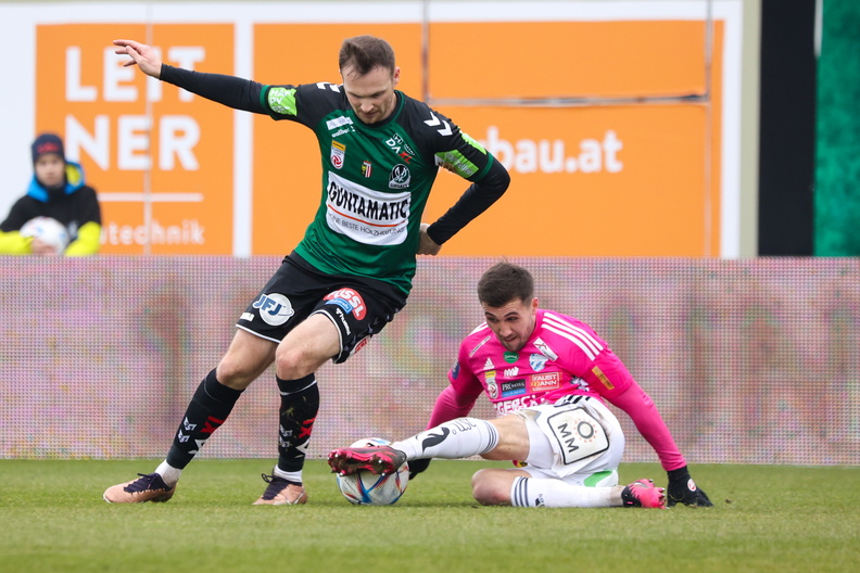 12.02.2023, AUT, SV Ried vs TSV Hartberg, Bundesliga Grunddurchgang, Im Bild Mikic (SVR), Fotocredit R.Schröckelsberger SVR-202223-R17-SVRied-Hartberg-7.jpg
