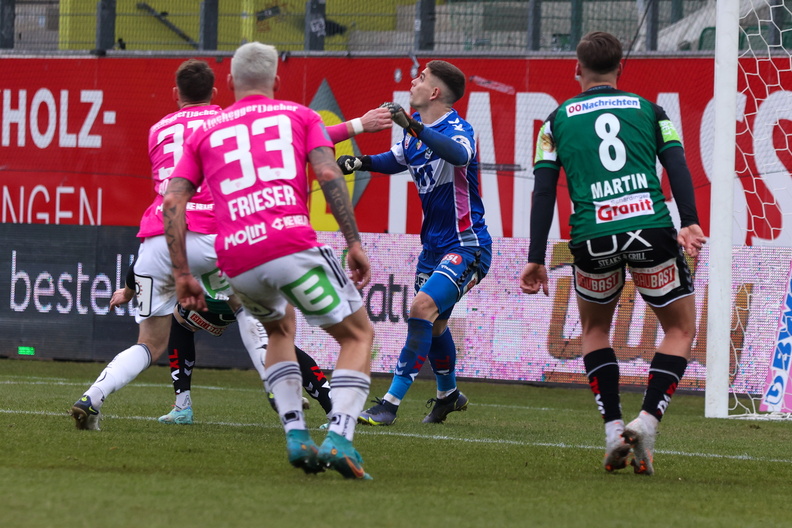 12.02.2023, AUT, SV Ried vs TSV Hartberg, Bundesliga Grunddurchgang, Im Bild Wendlinger (SVR), Fotocredit R.Schröckelsberger SVR-202223-R17-SVRied-Hartberg-13.jpg