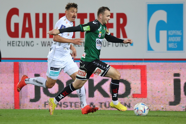 05.11.2022, AUT, Ried, SV Ried vs Austria Klagenfurt, Bundesliga Grunddurchgang, Im Bild Mikic (SVR), Photocredit R.Schröckelsberger BLG-2223-R15-SVR-KLA-11.jpg