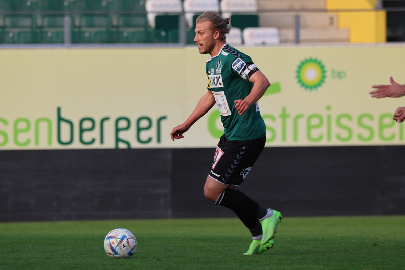 30.09.2023, AUT, SV Ried, Junge Wikinger vs SC Weiz, Regionalliga Mitte, Im Bild: Julian Baumgartner (JWR), Fotocredit Reinhard Schröckelsberger SVR-JungeWikinger-Weiz-9.jpg
