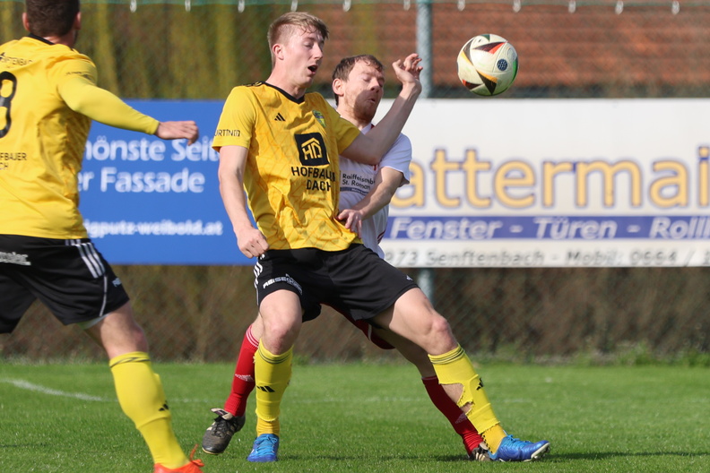 05.04.2025, AUT, Senftenbach, Union Senftenbach vs Union St.Roman/Esternberg 1b, Bezirksliga West, Fotocredit Reinhard Schröckelsberger BLW-2425-R16-SEN-STR-7.jpg